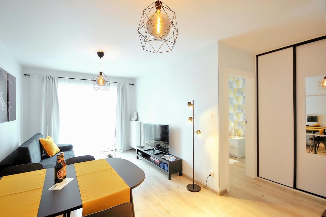 Apartament Andar Z Miejscem Parkingowym Kołobrzeg Buitenkant foto
