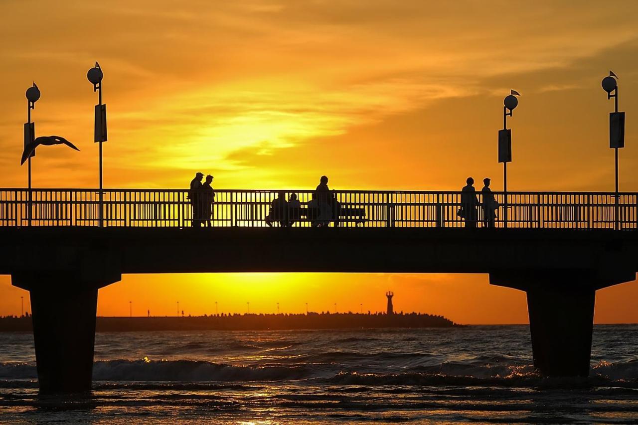 Apartament Andar Z Miejscem Parkingowym Kołobrzeg Buitenkant foto
